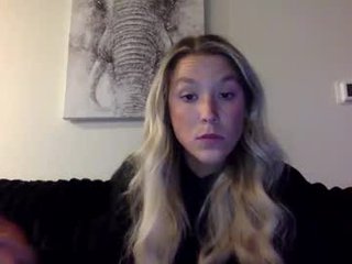 misss_alyssaaa teen cam babe wants to be fucked online as hard as possible