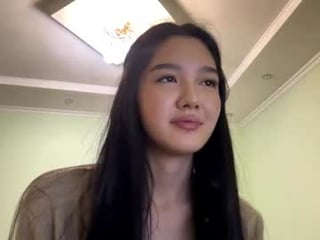 williavandewalker petite asian cam girl in dirty live sex show