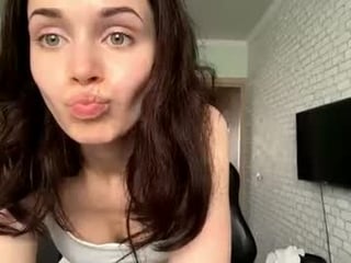 lovettafrymire cute teen cam babe loves XXX cam action with her perfect ass