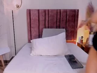 amarayasbell latina cam babe with big tits enjoys nasty fucking and gets a creampie